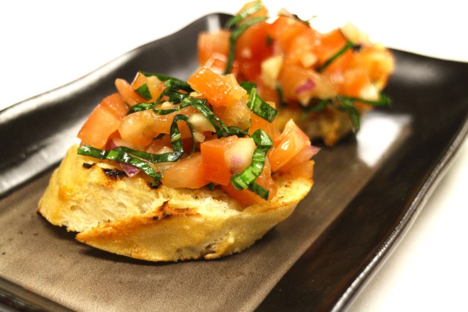 IMG_0483_Bruschetta-on-Grilled-Crustini
